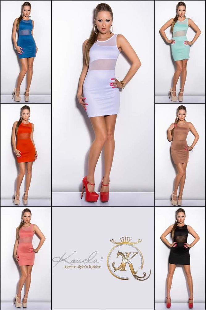 Vestido com Recortes Transparentes