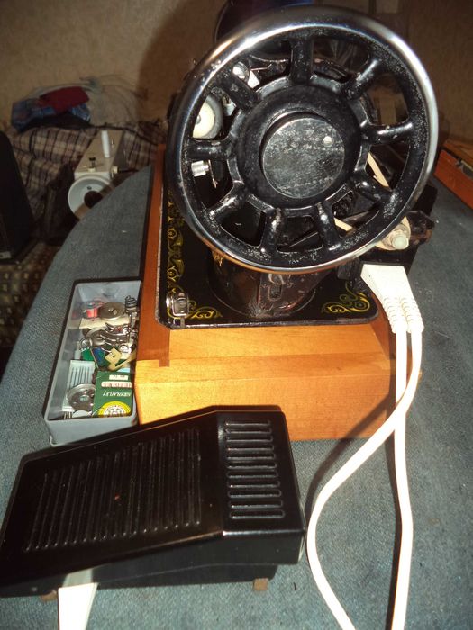 Швейная машинка машина BUTTERFLY настольная электрическая