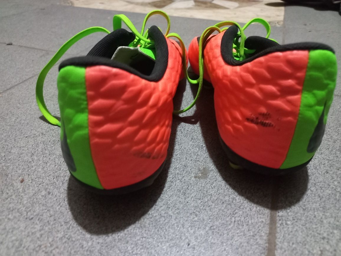 Бутси Nike hypervenom