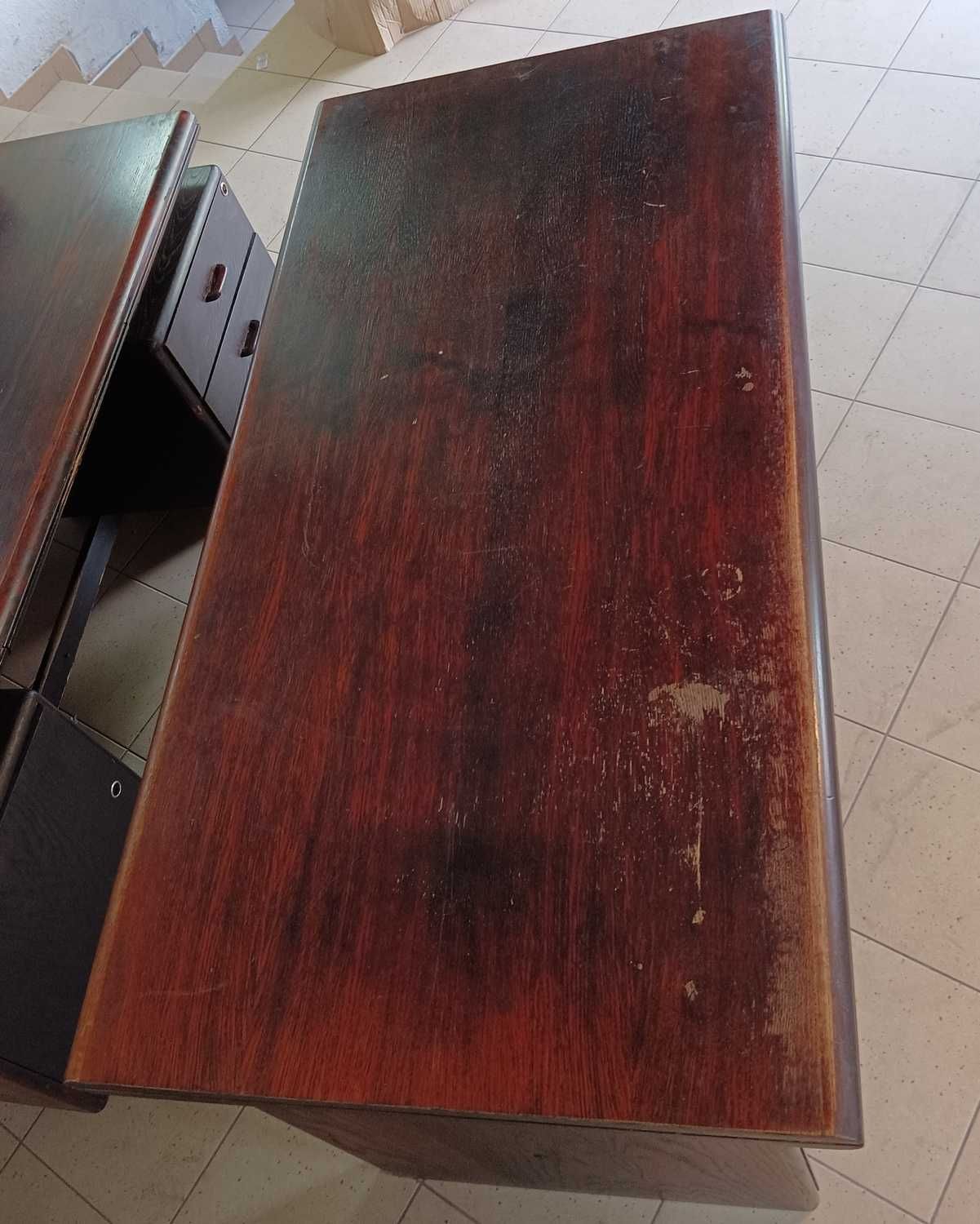 Duże solidne biurko drewniane 150x75x77cm