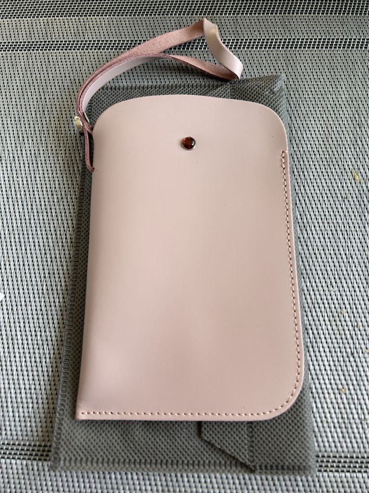 Skórzane etui na telefon, Batycki