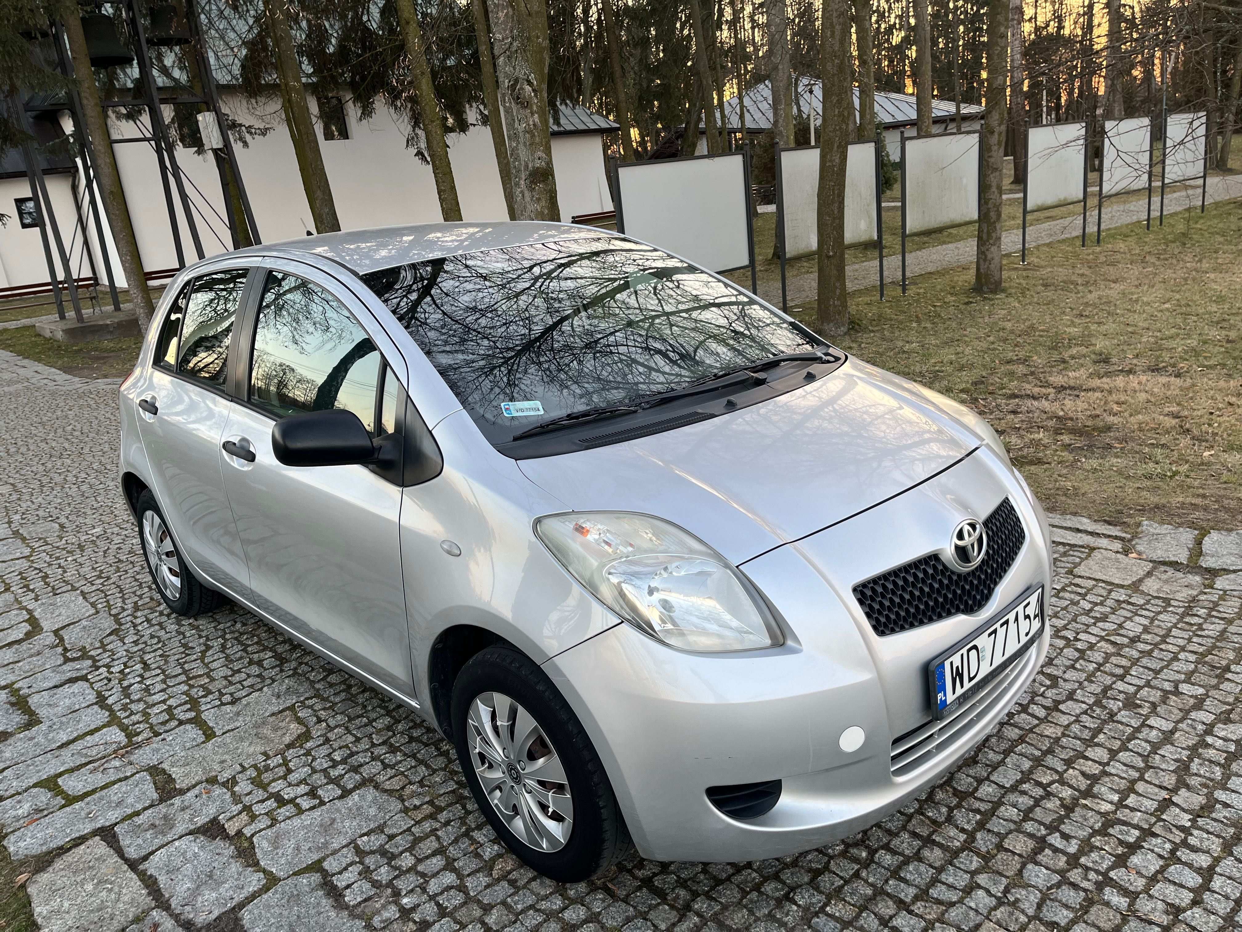 Toyota Yaris MK2 5d 1.0 benzyna !!! 2008 rok !!!