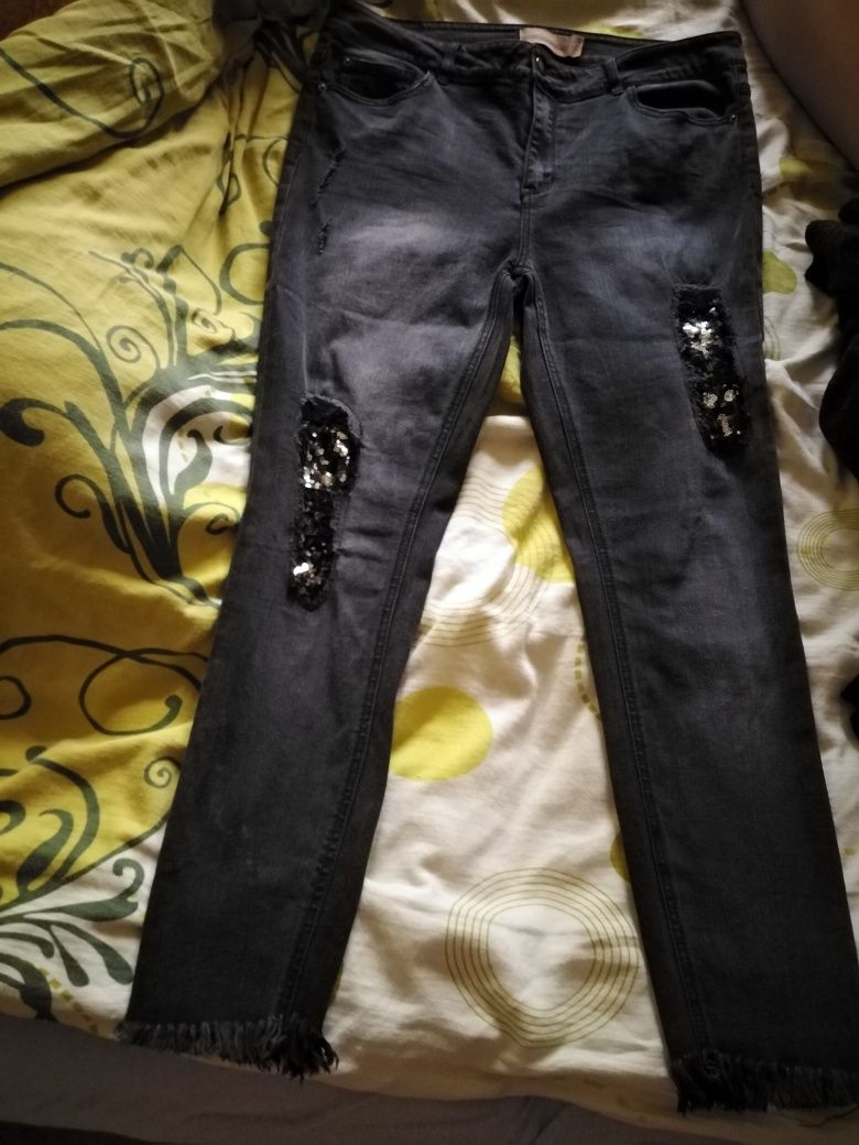 Spodnie jeans damskie 42