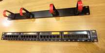 Patch panel kat.5e 24p UTP 1U czarny Alantec i Organizer kabli