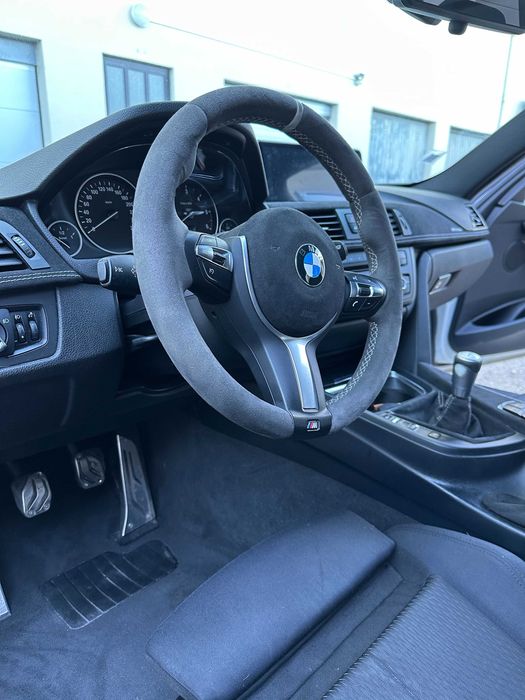 BMW 320d packs M3