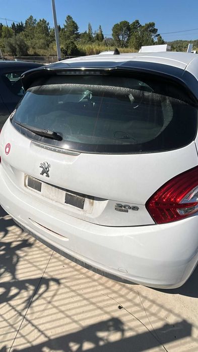 Peogeut 208 1.6 HDI 2015 para Peças