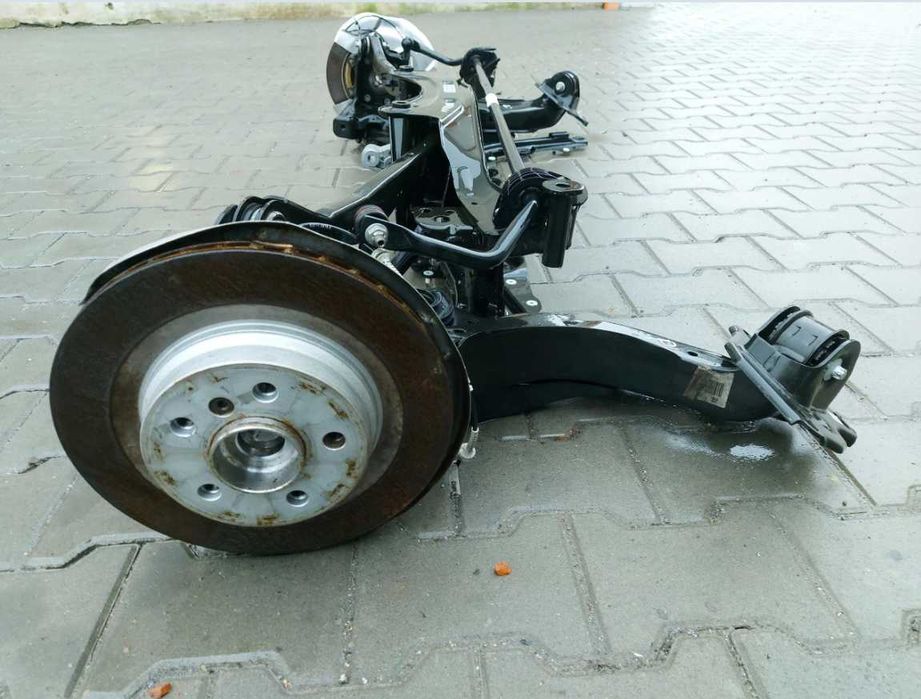 Ричаги  підрамники задні передні BMW X1 U11 БМВ Х1