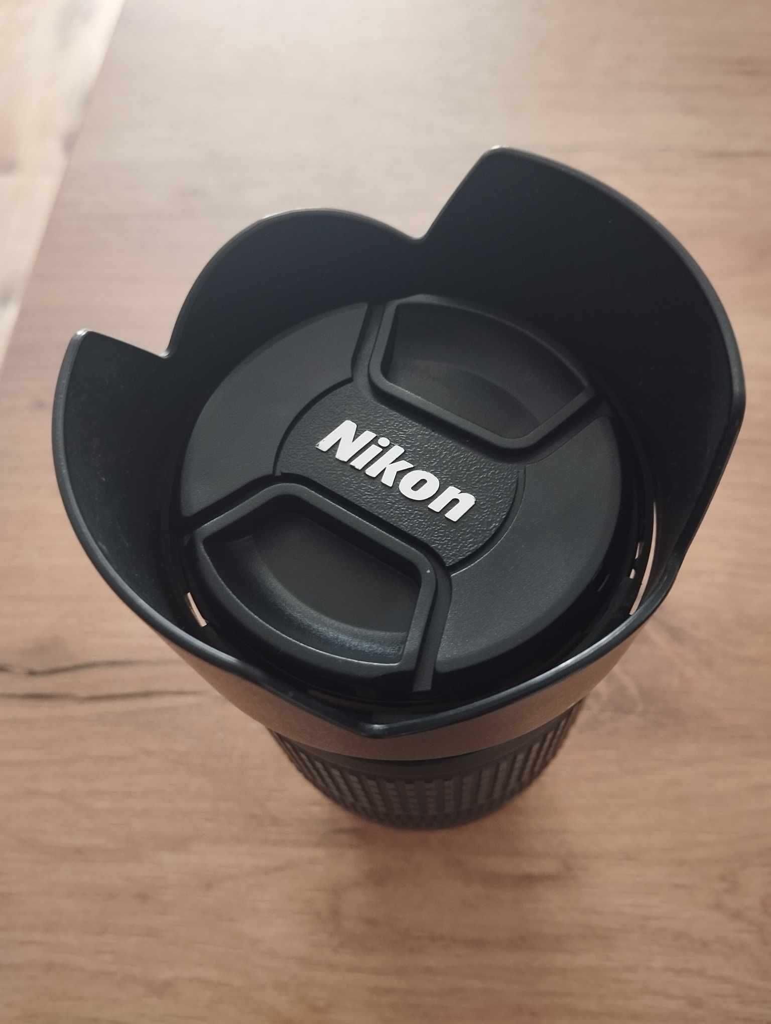 Obiektyw Nikon DX 18-105 mm 3.5-5.6 ED