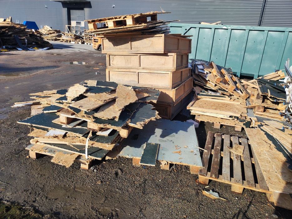 Отдам даром на дрова планки,поддоны