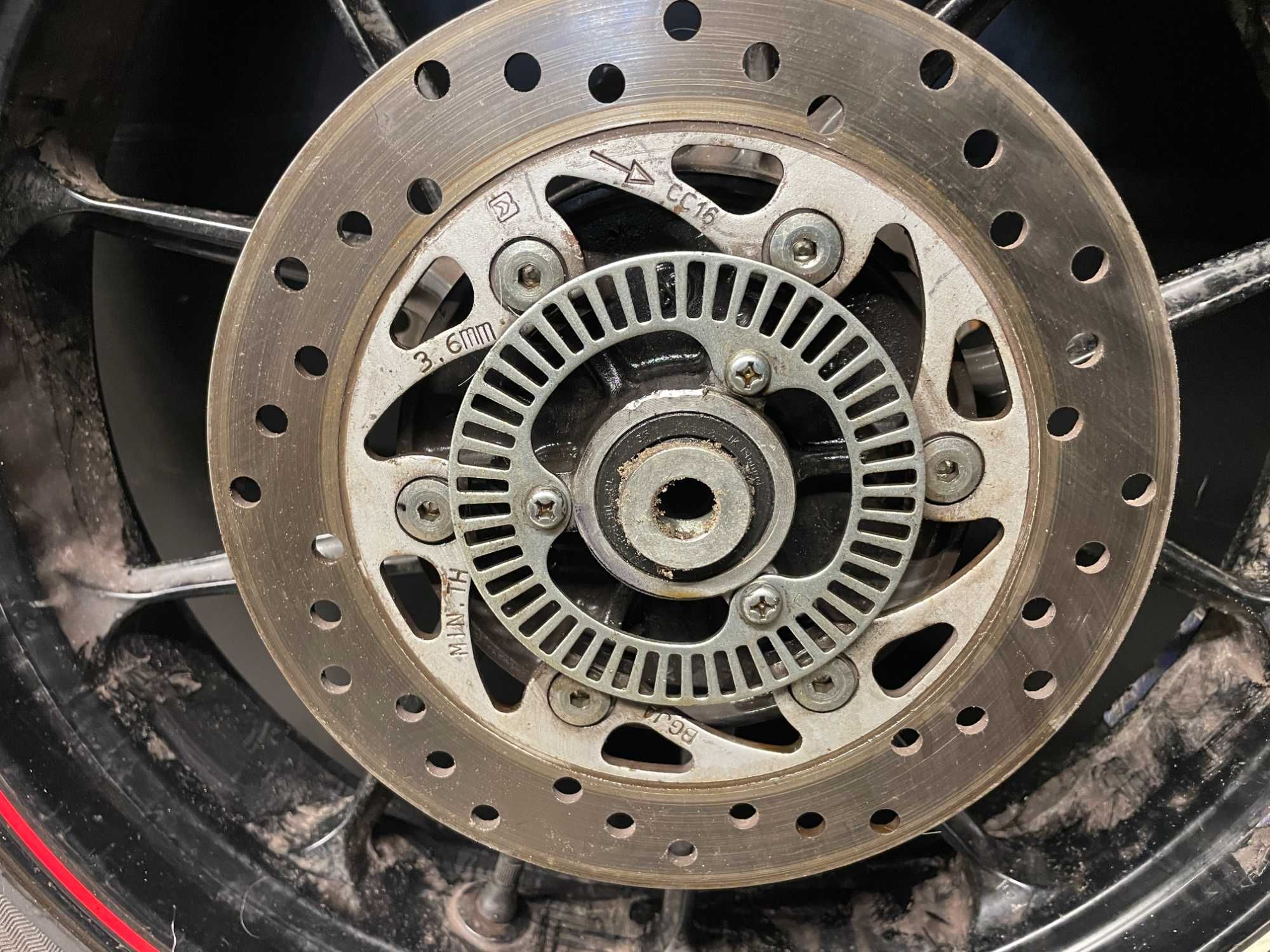 Felga opona Tarcza KTM duke 125/390 rok 11-16