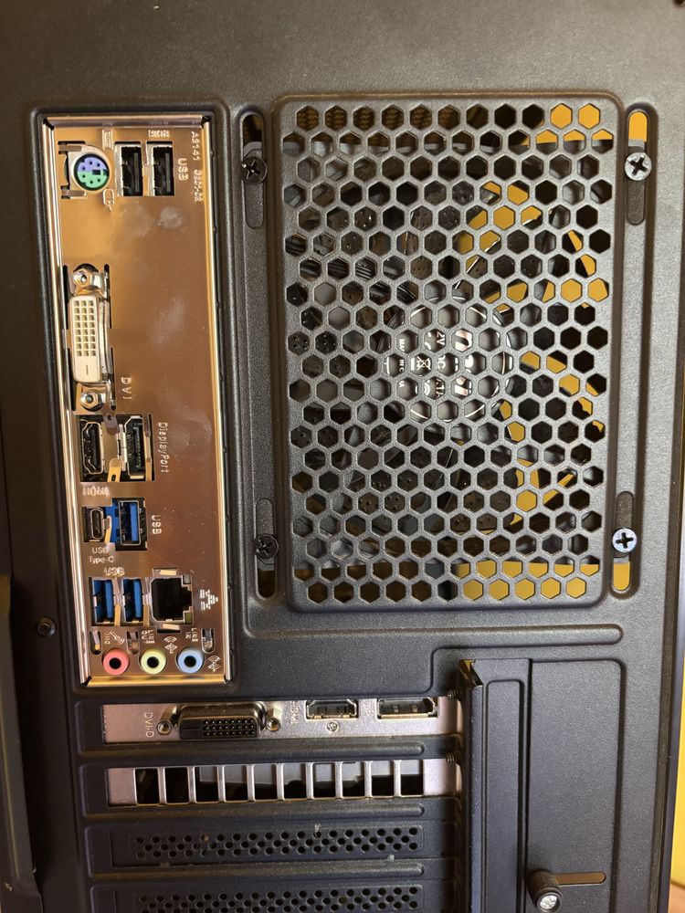 Komputer i5 10400f GTX 1050Ti