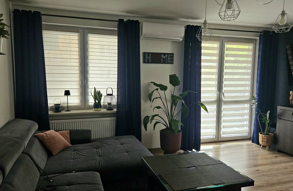 Zasłony, granatowe, na kółkach, 4 sztuki