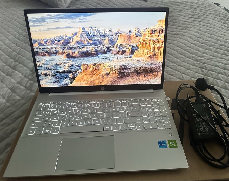 Laptop HP Pavilion 15-eg0004nw FHD i5/8GB/512GBSSD/MX350/Win - Idealny