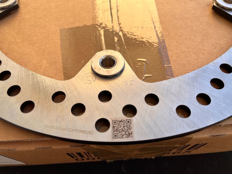 tarcza hamulcowa przednia  BMW R1200 R1250 GS RT   F750 GS F850 GS