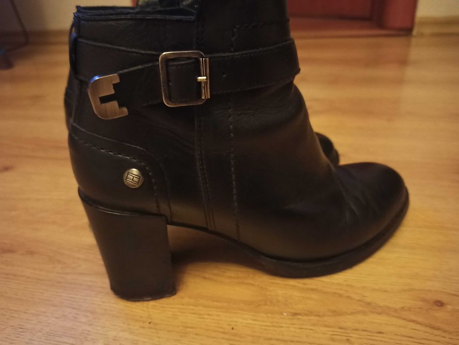 Tommy Hilfiger 39 botki kozaki