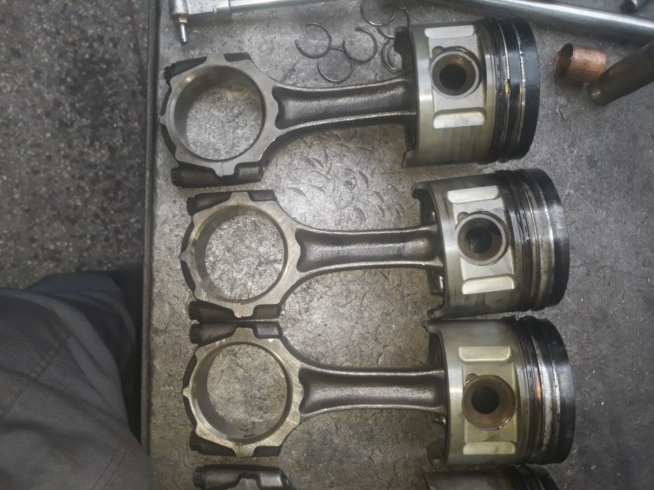 Шатуны Land Cruiser 4.2 турбо