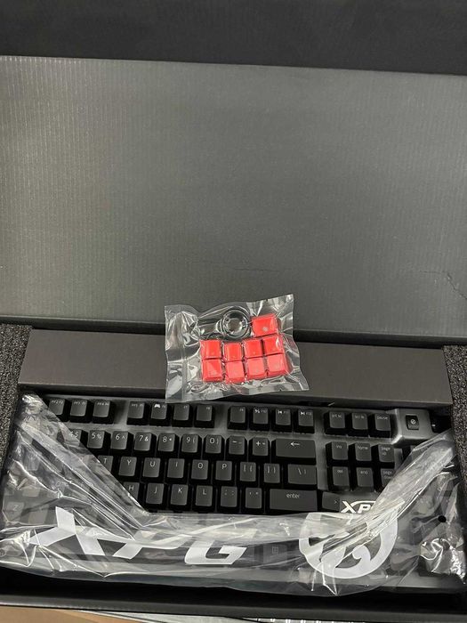 Teclado mecânico XPG Summoner