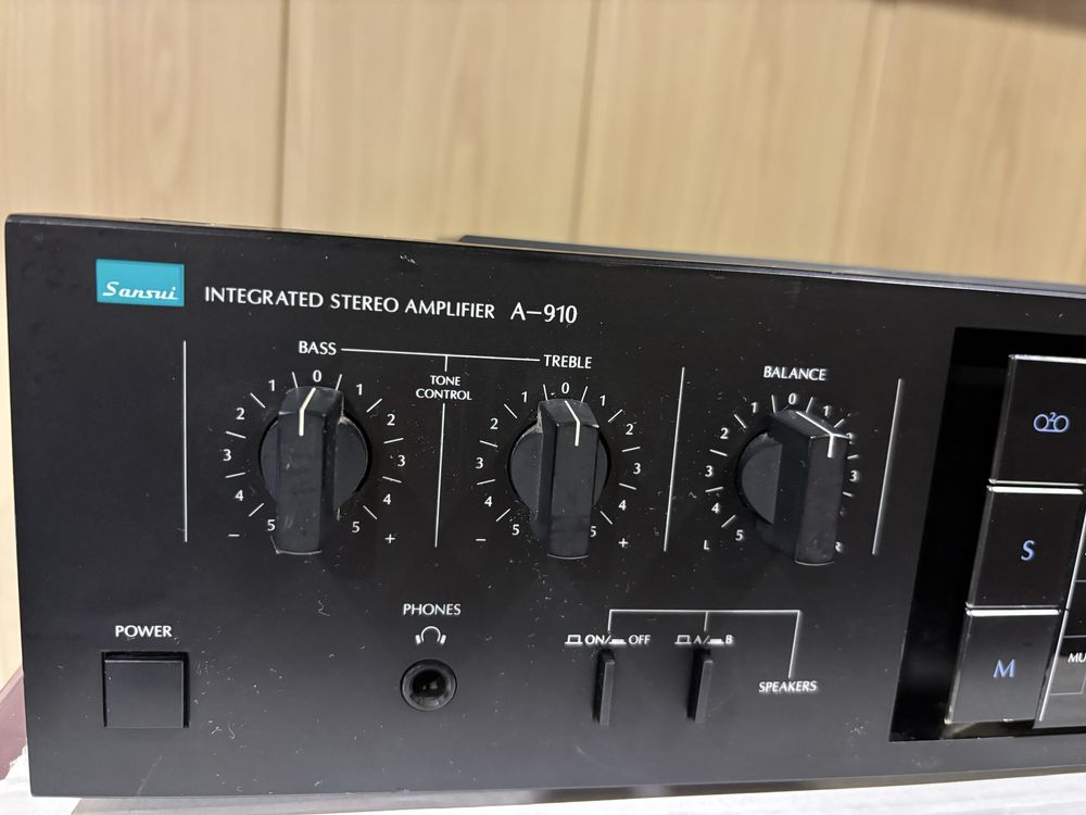 Wzmacniacz sansui A-910