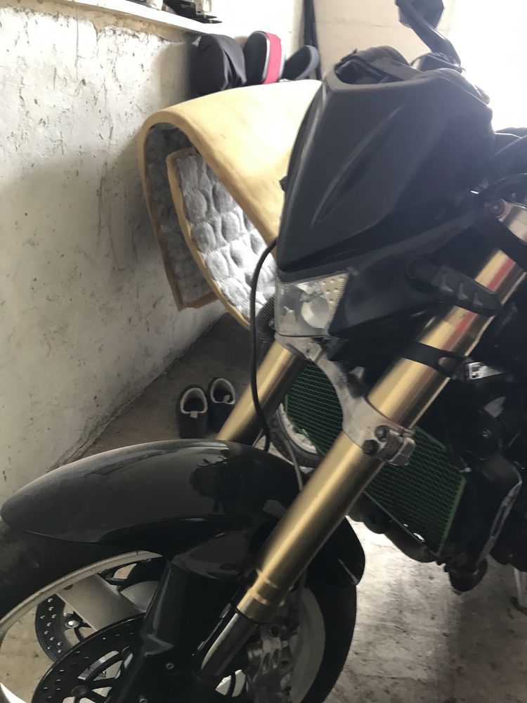 Мотоцикол Кавасакі 750