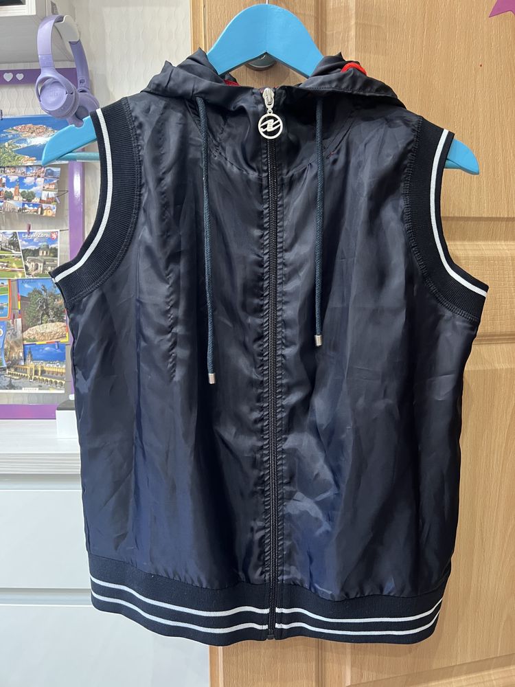 Bezrękawnik z kapturem XFORE golf wear , rozmiar M