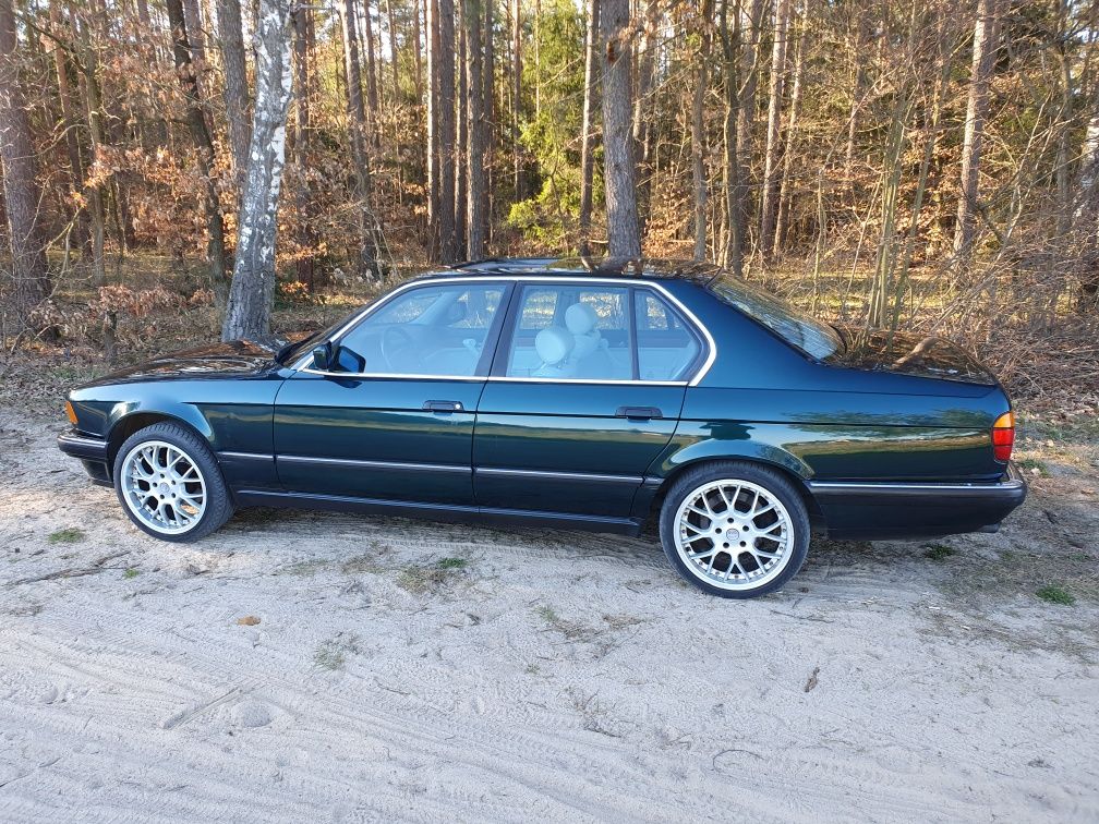 bmw e32 3.0 v8 218 km