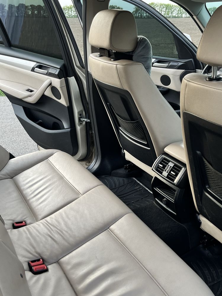 Bmw X3 F25.
