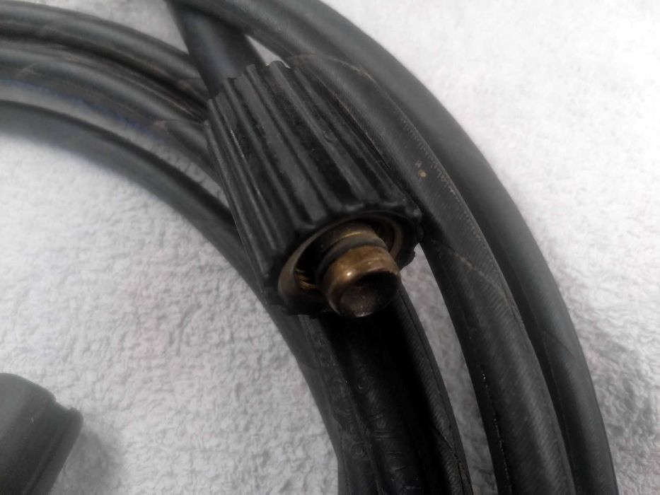 Mangueira para máquina de lavar de alta pressão.