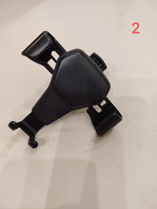 Тримач для телефону в авто