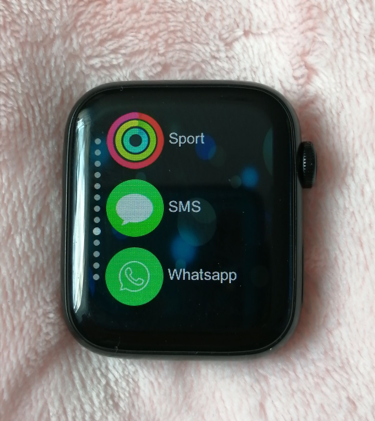 Sprzedam zegarek Apple Watch Series 7 45mm z GPS
Apple Watch Series 7