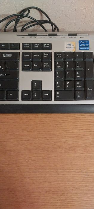 Клавіатура ASUS.