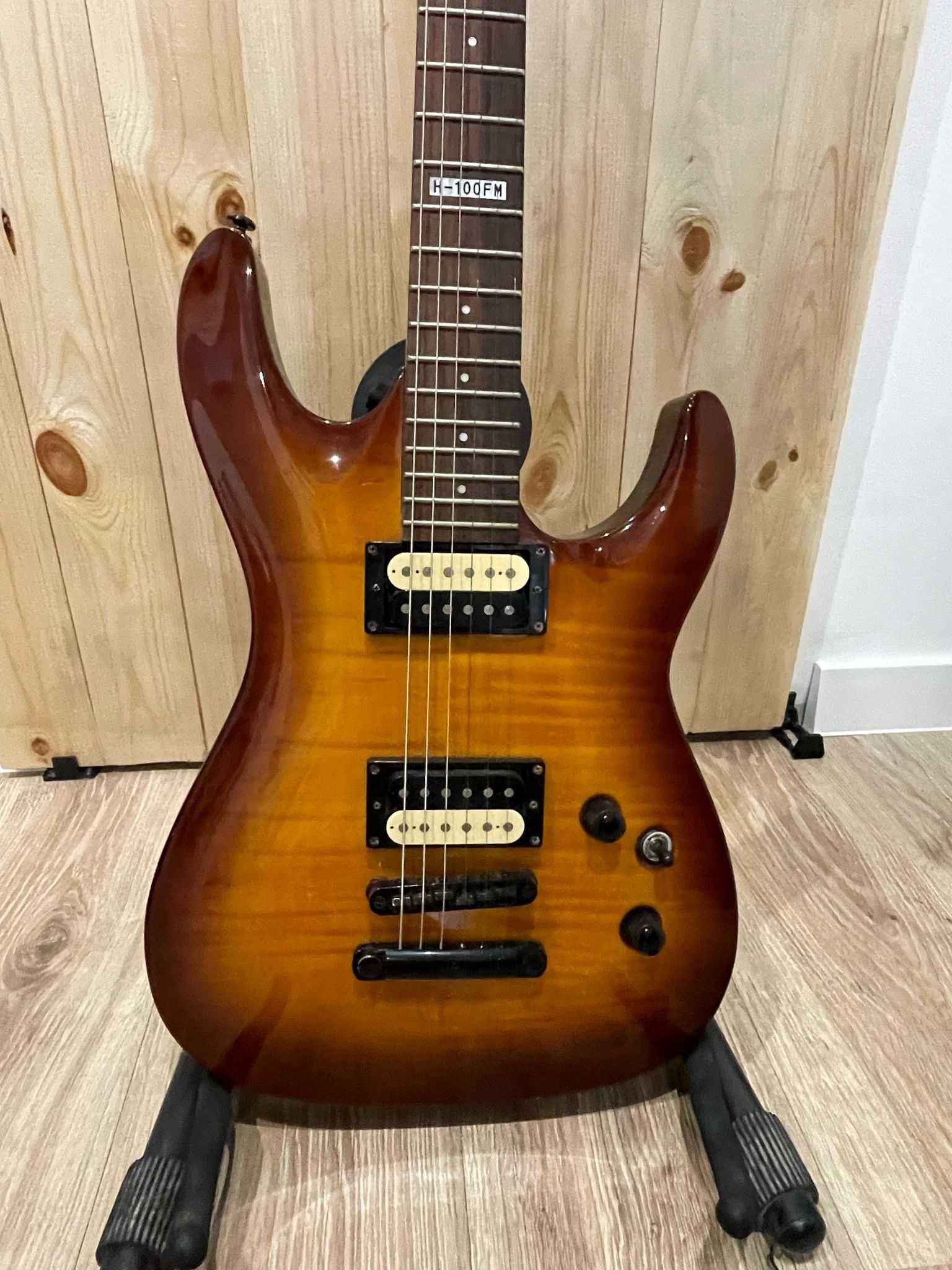 ESP LTD H100FM i Marshall MG15 - zestaw gitarowy