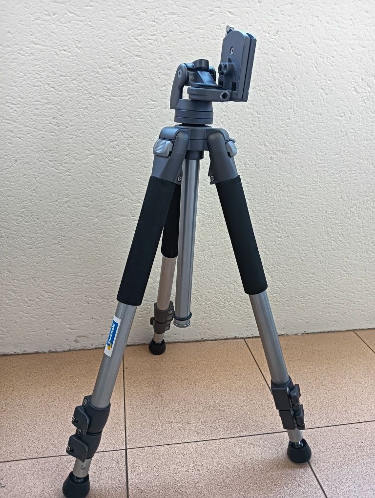 Tripé para máquina fotográfica KENRO
