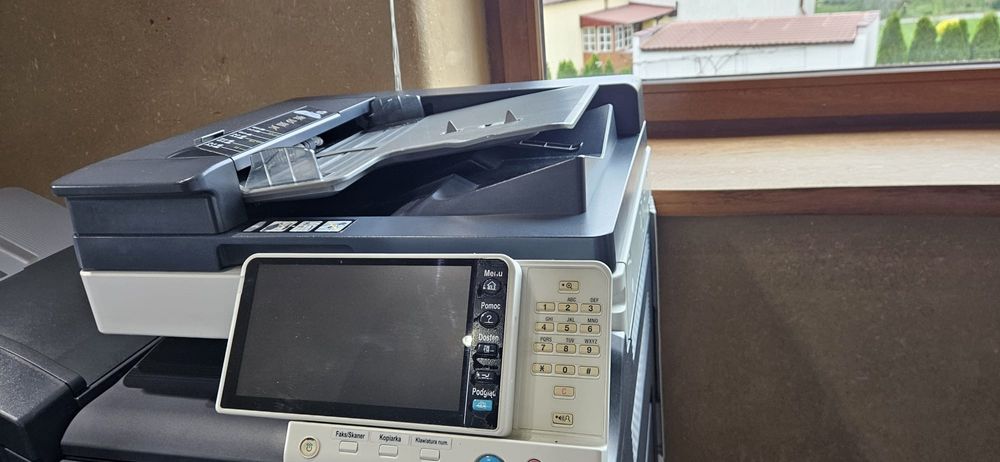 Konica Minolta Bizhub C364 + Finiszer