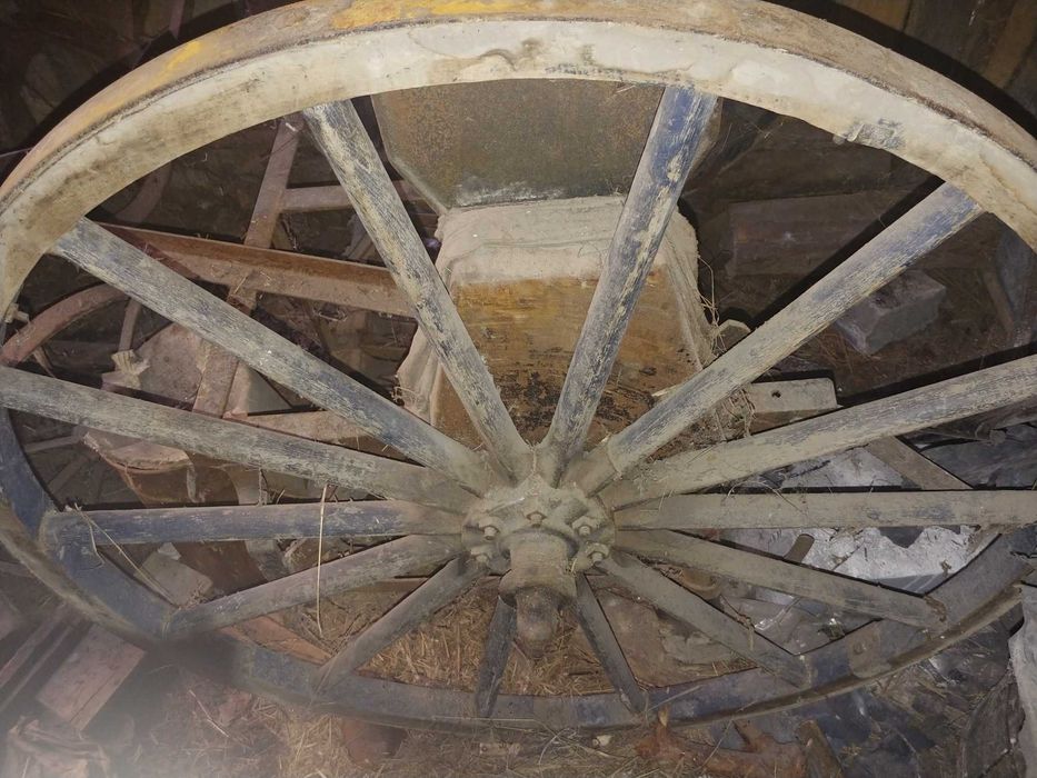 Siewnik konny "11" 1956r., drewniane koła (nie do ciągnika)