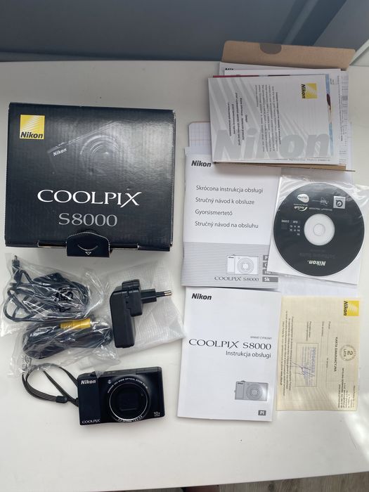 Nikon coolpix s8000