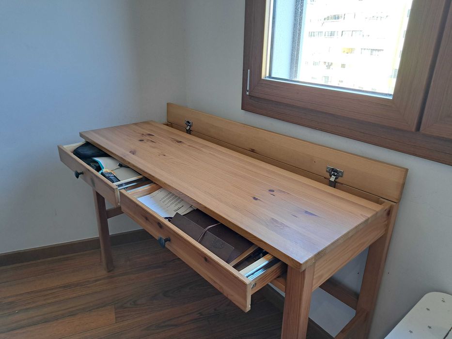 Secretária de Computador