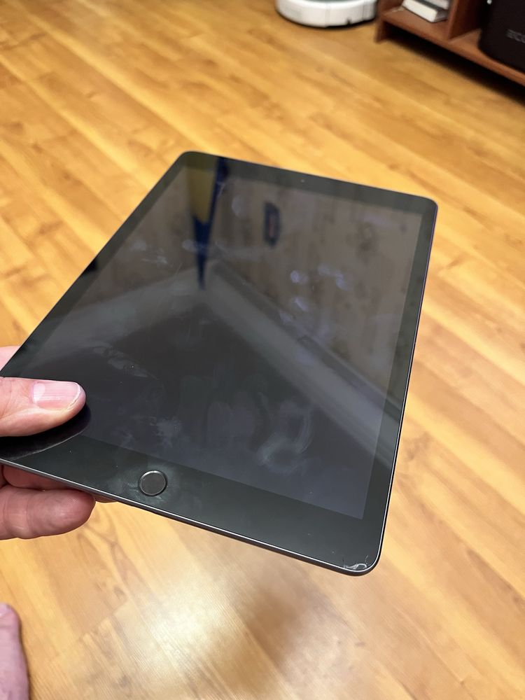 Продаю iPad модель А2197