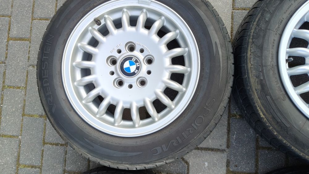 BMW E36 / 5x120 / 15 / 7J / ET47 / igły /