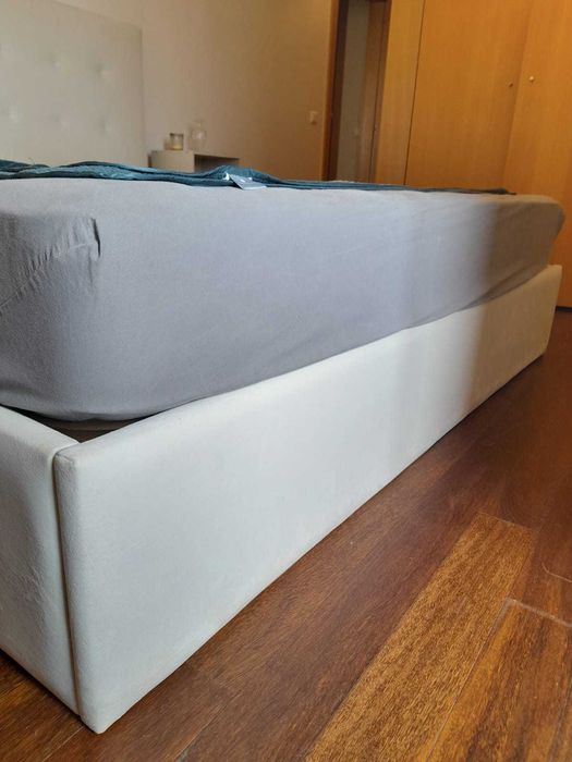 Cama de Casal Alta Qualidade