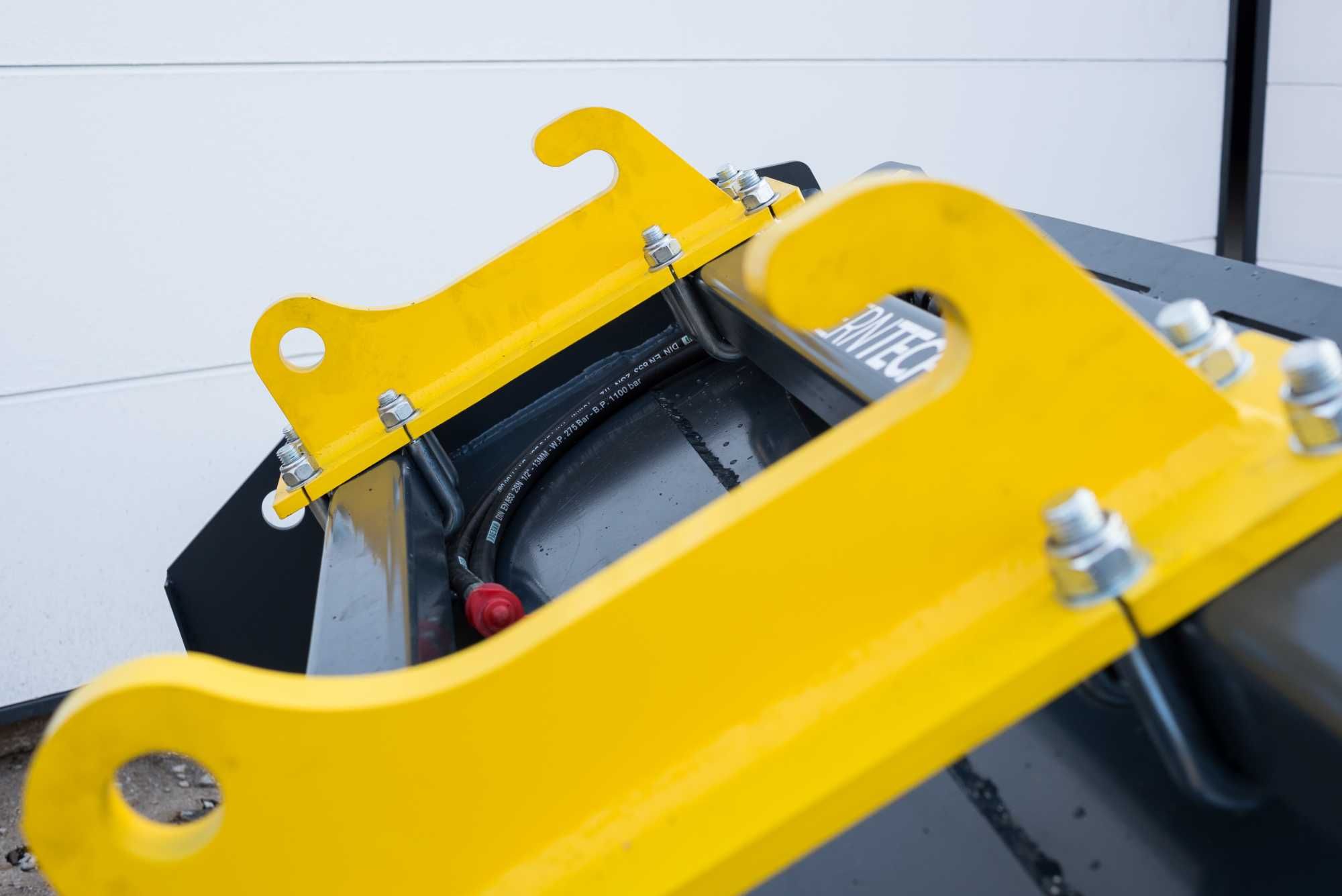Mieszalnik do betonu hydrauliczny do ładowarki ,koparki 575 l\poj