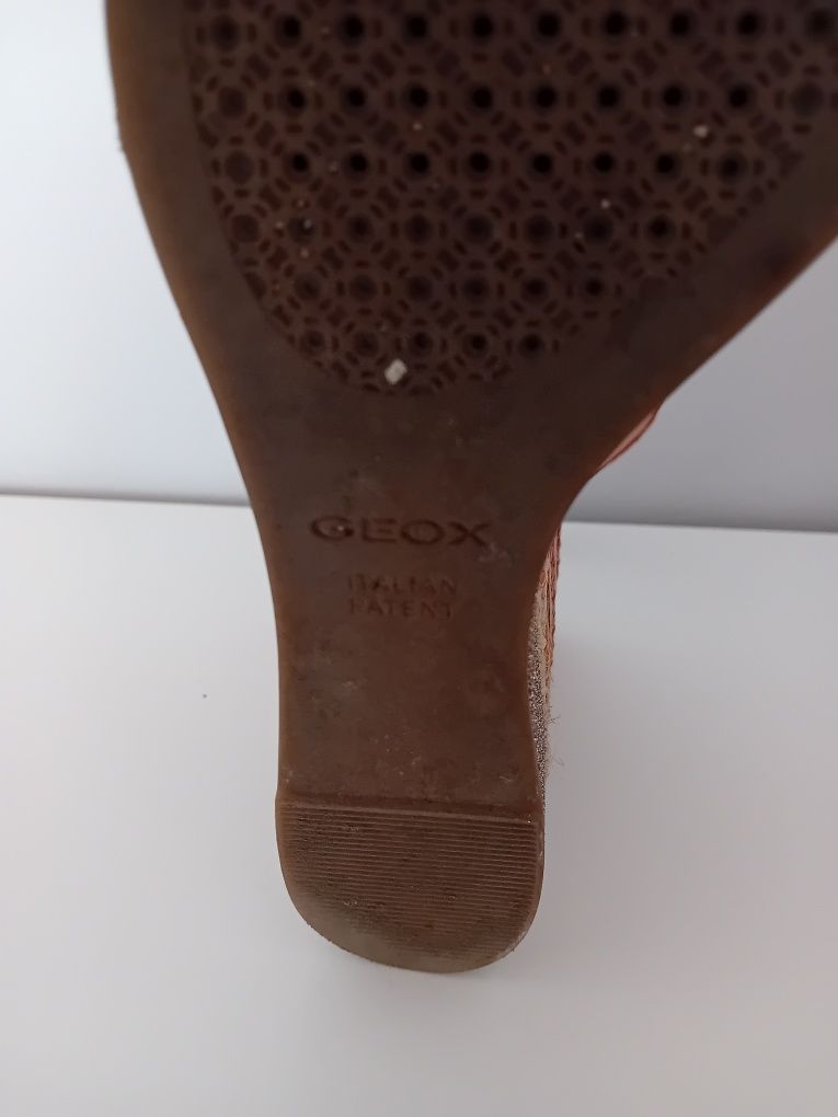 Czerwone Buty GEOX