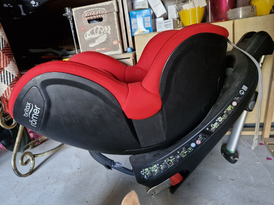 Fotelik Britax Romer Dualfix 2R
