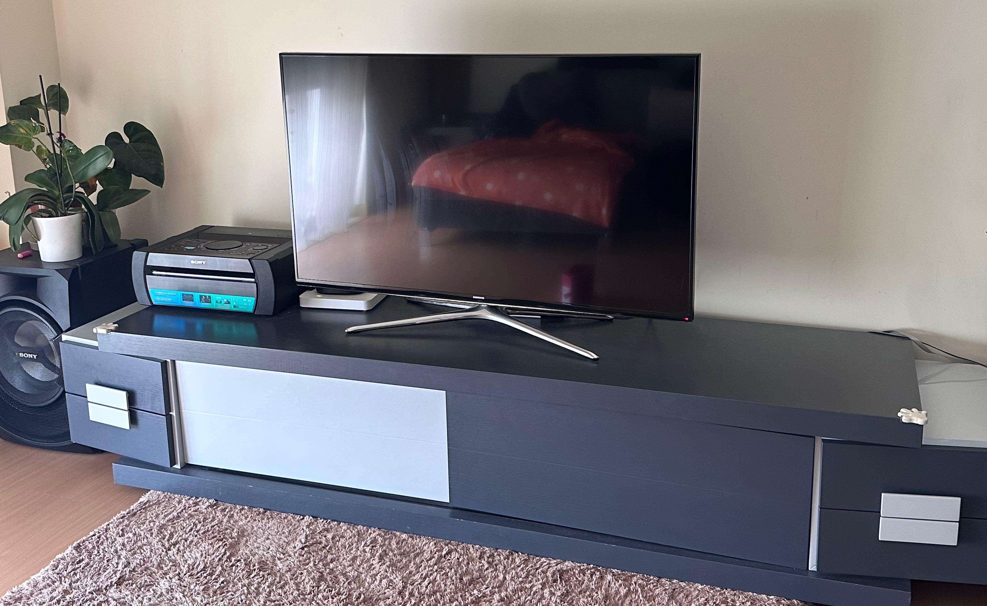 Vendo Aparador de TV