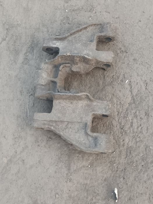 трак  б/у дт 75.