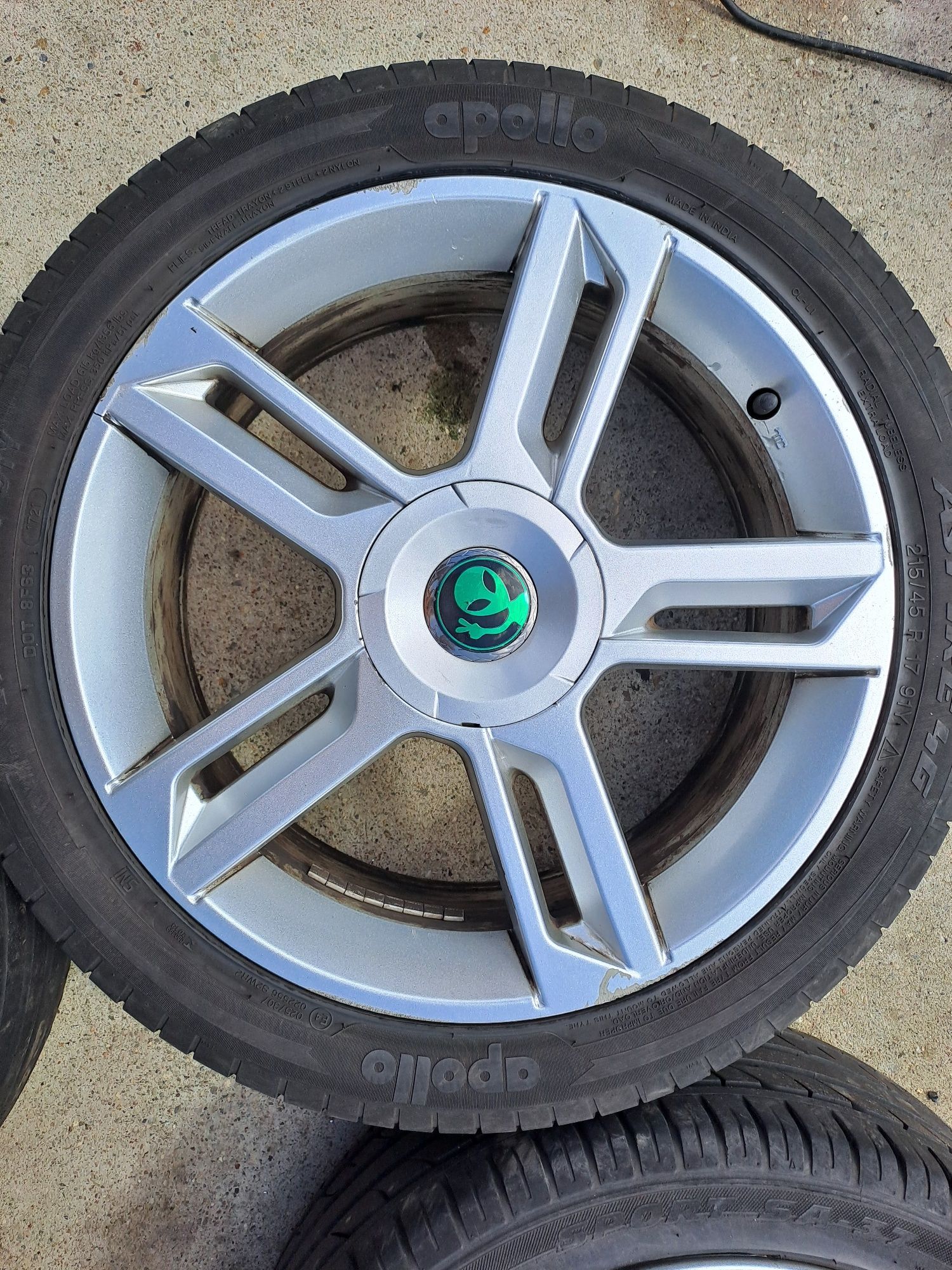 4szt Felgi Aluminiowe Fiat 17cali 4x98 Komplet Opony Lato