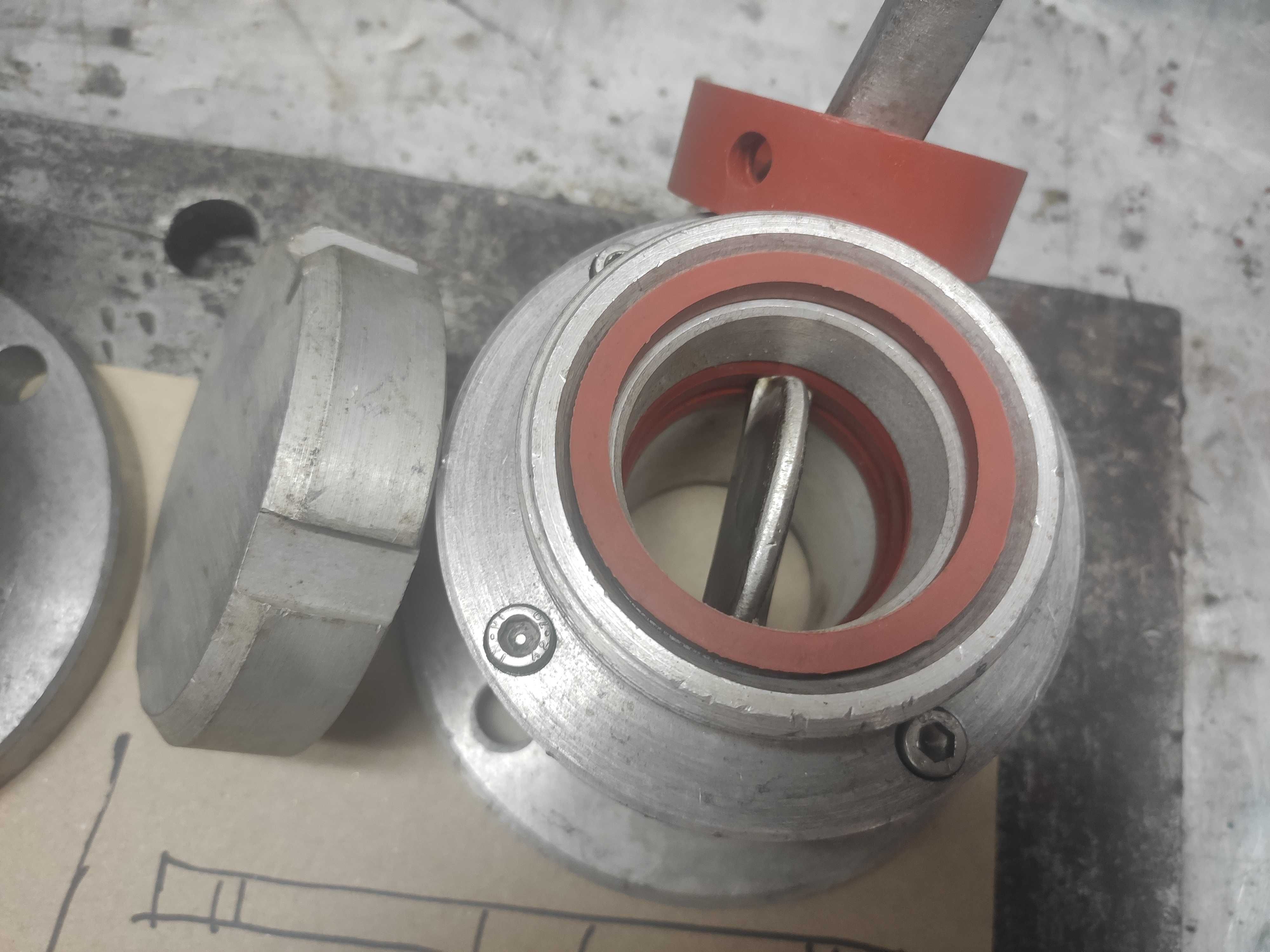 Zawór klapowy aluminiowy + dodatkowa uszczelka Zawory