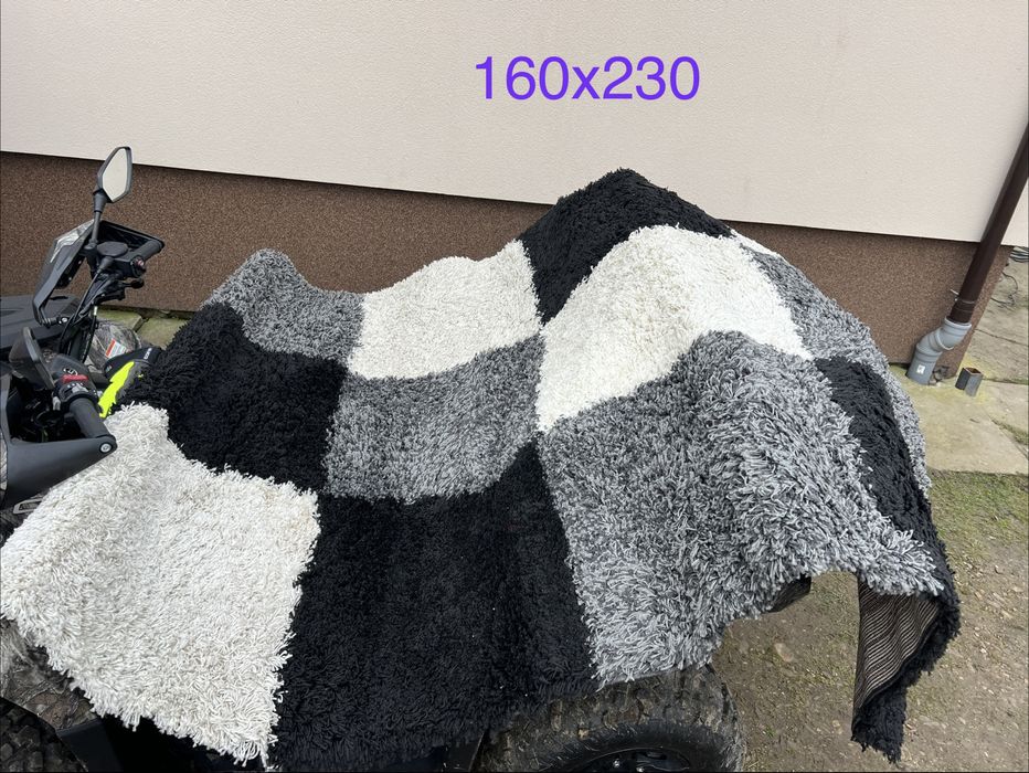 Коврик в доброму стані 160х230