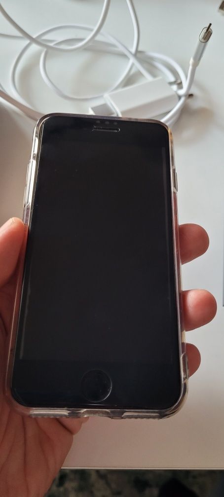 Iphone 8 64 GB space grey Gwiezdna szarość
