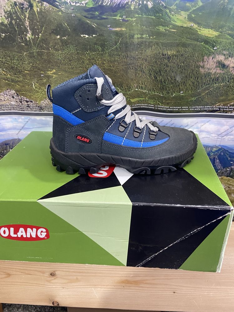 Nowe buty trekkingowe dziecęce włoskiej firmy Olang rozmiar  31 .