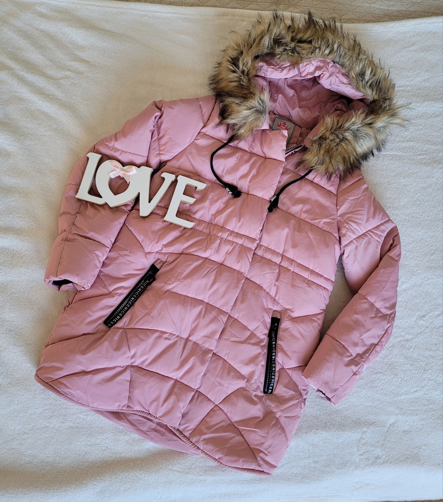 Różowa przedłużana kurtka zimowa pikowana płaszczyk futerko ciepła